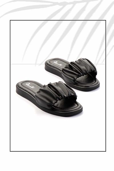 Bambi Women's Black Slippers K04875081109