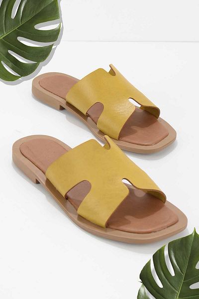 Bambi Mustard Genuine Leather Women's Slippers K04826050003
