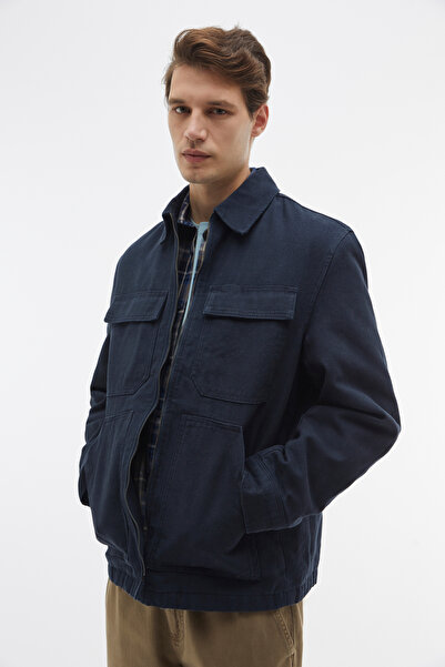 Mudo Multi-Pocket Zippered Jacket