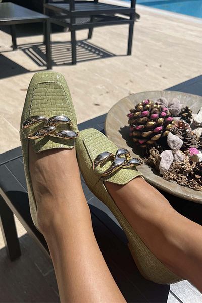 Bambi Grüne Damen-Loafer-Schuhe aus Lackleder K 01641166311