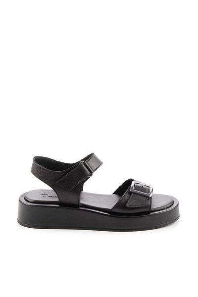 Bambi Black Leather Women's Sandals K05906500503