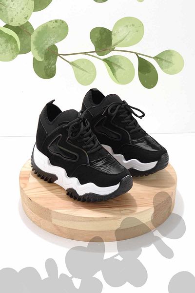 Bambi Black Suede Women's Sneaker K01970001302