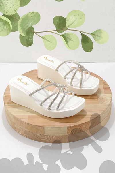 Bambi Women's White Slippers - K 04824218009