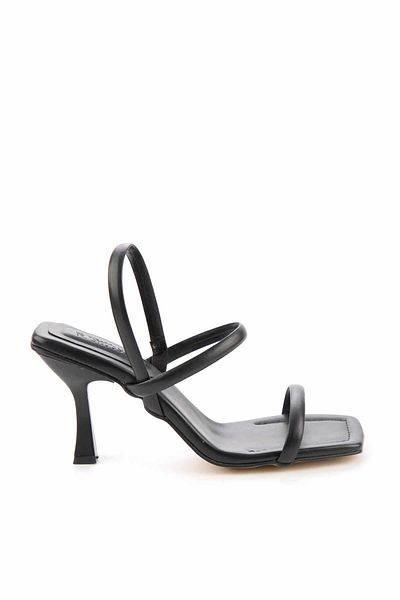 Bambi Schwarze klassische Damenschuhe mit Absatz K 05687091009