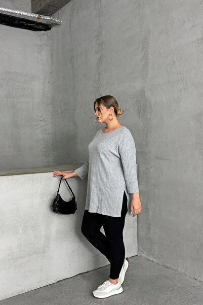 Stil Diva Plus Size Crew Neck Half Sleeve Slit Ribbed Slim Blouse 173712