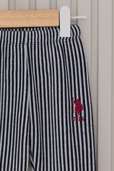 U.S. Polo Assn. طقم U.S. Polo Assn للأولاد الرضع، باللون الكحلي