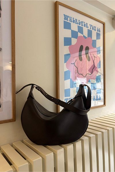 Yuka Atelier Дамска чанта за през рамо Sage Casual с регулируемо рамо, кафява