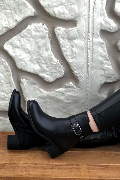 Voyager Kadın Hakiki Deri Yandan Fermuarlı Bot Siyah Nata 9310