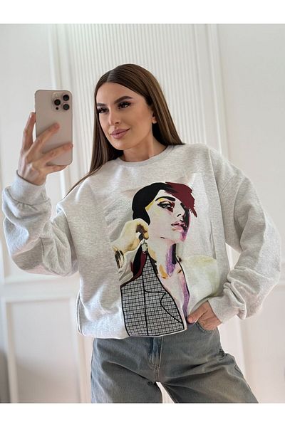 Flow Swetshrit cu 3 fire fără dungi - Detaliu imprimat