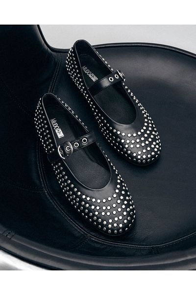 Mudo Stoned and Buckled Leather Shoes