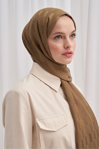 carell Șal din mătase italiană Jacquard Cubic Line - Nuc