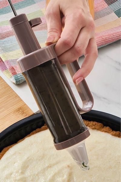 Crick Crack Harmony Cake Decorating Apparatus