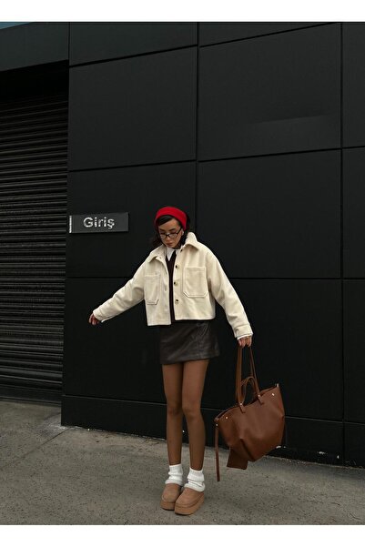 minaaise Kadın Ekru Astarlı Kısa Oversize Kaşe Kaban 28304