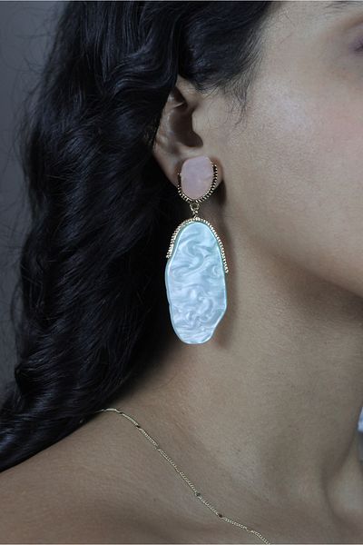 homet Gold Color Brass Pink and Blue Stone Detailed Earrings (1 Pair)