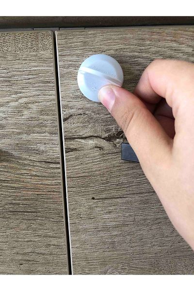 AGUBUGU BABY - Magnetic Hidden Cabinet Key