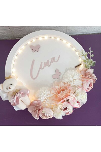 s'he design organizasyon زخرفة باب غرفة المستشفى مع زهور مُعدة خصيصًا باسم طفلة