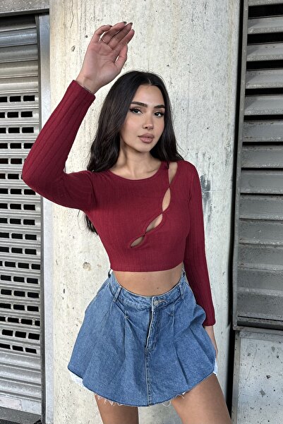 New Now Damla Decolted Long Sleeve Crop