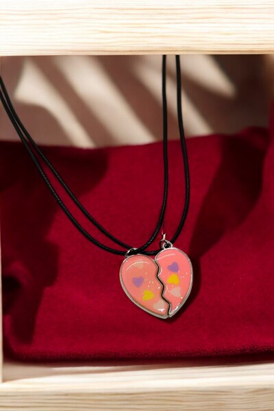 MakeWell Mıknatıslı Gökkuşaklı Kalp Hello Kity Kuromi Unicorn Tasarımlı Mıknatıslı Çocuk Arkadaş Kolyesi