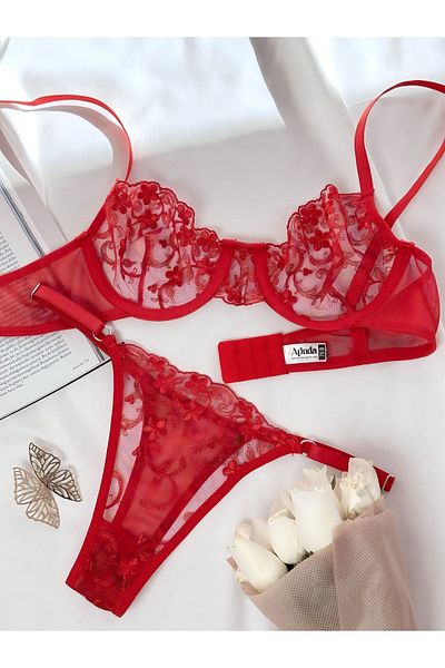 Arinda Set sutien cu broderie florală roșie Barbie