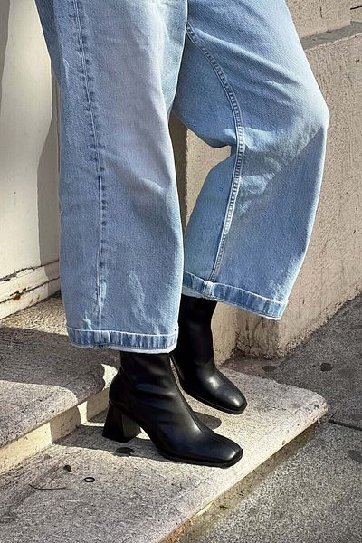 NİŞANTAŞI SHOES Sablex Black Matte Zip Detail Blunt Toe Damen-Stiefel mit Absatz