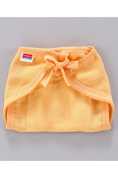 Babyhug حفاضات من الشاش متوسطة الحجم قابلة لإعادة الاستخدام على شكل حرف U من Babyhug، من الدانتيل، مريحة وجيدة التهوية للأطفال من عمر 5 إلى 12 شهرًا - عبوة من 12 قطعة