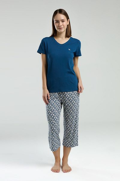 Arnetta Women's Navy Blue Capri Suit