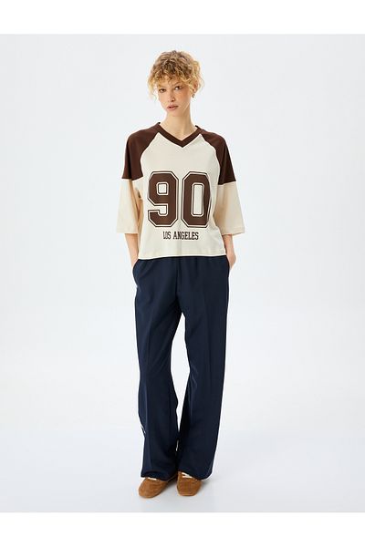 Koton Κοντομάνικο Crop T-Shirt με λαιμόκοψη V με στάμπα στην πλάτη