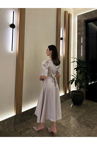 BEYZATURAN Φόρεμα με λαιμόκοψη Midi μήκους γκρι σατέν ποτάμι