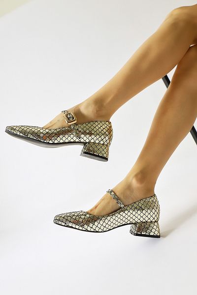 Limoya Abby Gold Fish Scale Texturat Blunt Toe Cataramă Detaliat Pantofi Casual Femei
