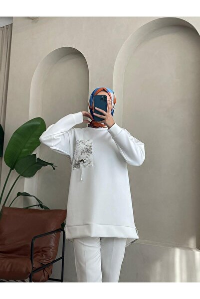 Tuğba Beyaz Arkası Desenli Tunik