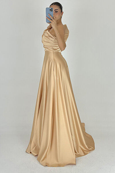 Lafaba Dámské zlaté dlouhé večerní šaty s volánky na jedno rameno