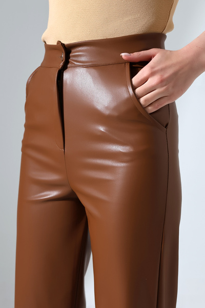 Zula Moda Μαύρο δερμάτινο παντελόνι