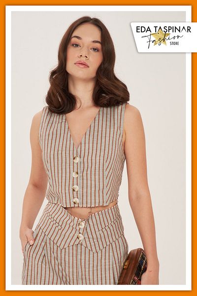 Eda Taşpınar Cut-Out Detailed Striped Vest Top - Teks-00075