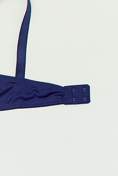 Fulla Moda Unassisted Wire Suede