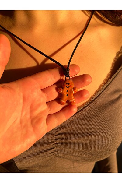 Kuara Ceramics Kurabiye Adam - El Yapımı Seramik Kolye