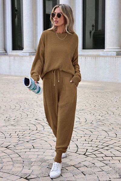 bacc Women's Caramel Crew Neck Double Pocket Thessaloniki Knit Comfortable Fit Knitwear Bottom Top Suit Bc24Yg157Stn