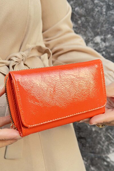 Polo Of Colors محفظة نسائية باللون البرتقالي مع عملات معدنية ومقصورة للبطاقات