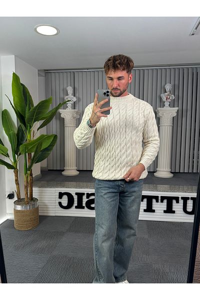 UTTBASİC Vanilla Old Money Zircir Knit Sweater