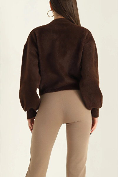 Piedra Pearl Button Women's Crew Neck Balloon Sleeve Bearded Soft Cardigan