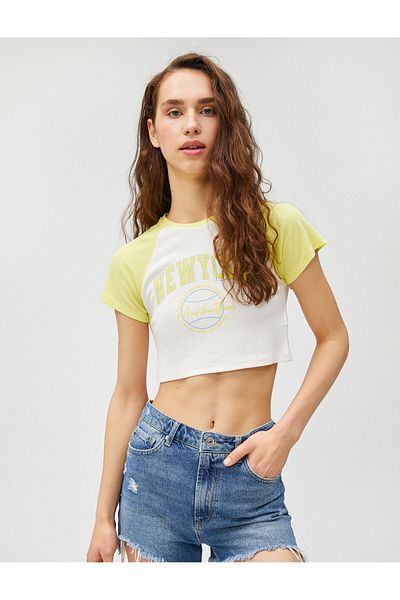 Koton Crop T-Shirt εμπριμέ κοντομάνικο βισκόζη