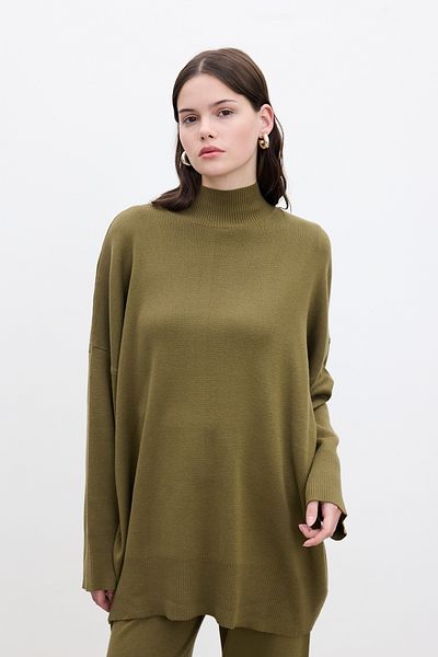 Manuka Grüner Oversize-Pullover mit hohem Kragen