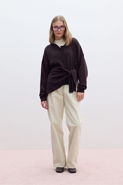Manuka PANTALONI FIT DIN CATIFĂ STRAIGHT DIN VANILIE