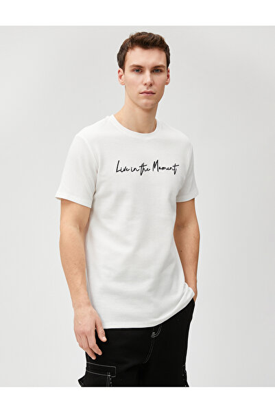 Koton Slogan vyšívané tričko Textured Crew Crew Bavlna Krátký rukáv