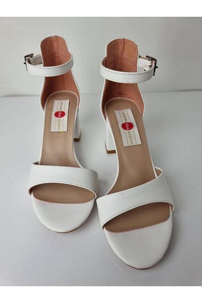 MAS MEVSİM 149 Ankle Strap Thick Heeled Sandals White