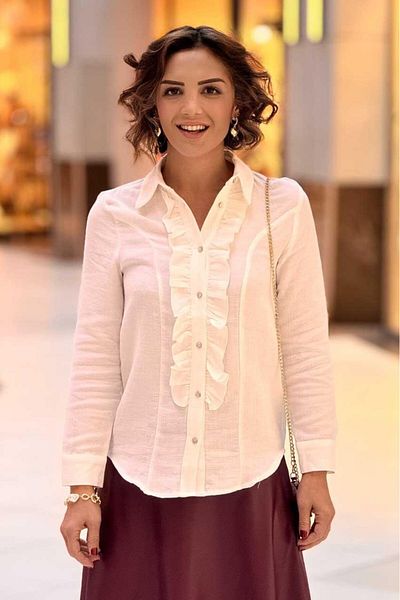 Nevin Kaya Moda Cămașă albă din satin cu volane