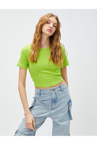 Koton Crop T-shirt με κοντό μανίκι με κορσέ με λαιμόκοψη, λεπτή κοπή