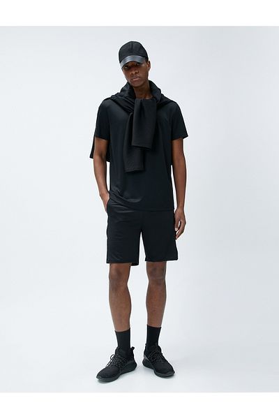 Koton Pantaloni scurti sport de bază cu talie din dantelă și detaliu de buzunar