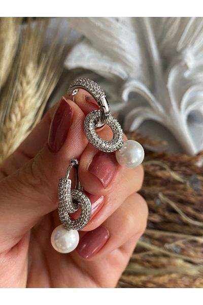 Lucios Unbreakable Series Bride Premium Pearl Earrings with Golden Labor
