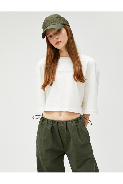 Koton Crop T-Shirt με στάμπα με λαιμόκοψη βαμβακερή 3/4 μανίκια