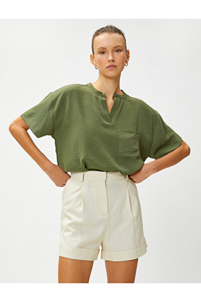 Koton Κοντομάνικη μπλούζα με τσέπη υπέροχο γιακά
